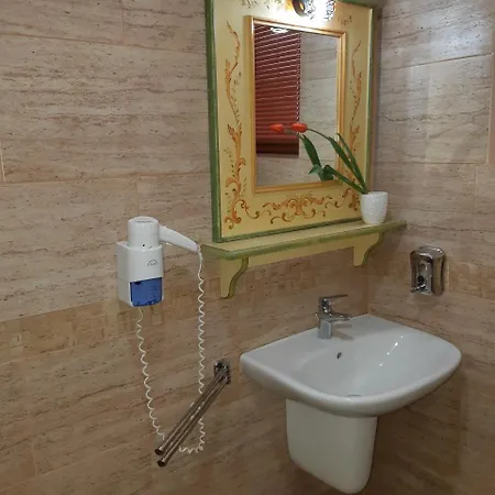 Pensiunea Normandia 3* 티미쇼아라