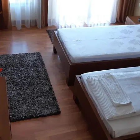 Pensiunea Normandia B&B