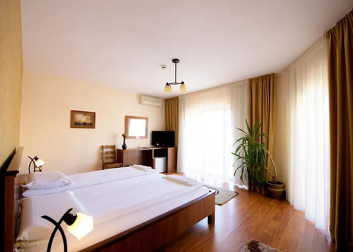 Pensiunea Normandia Bed & Breakfast