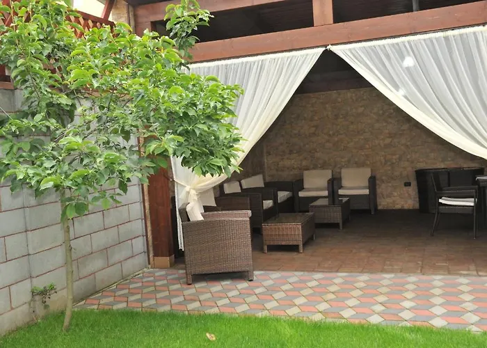 Bed & Breakfast Pensiunea Normandia 3*