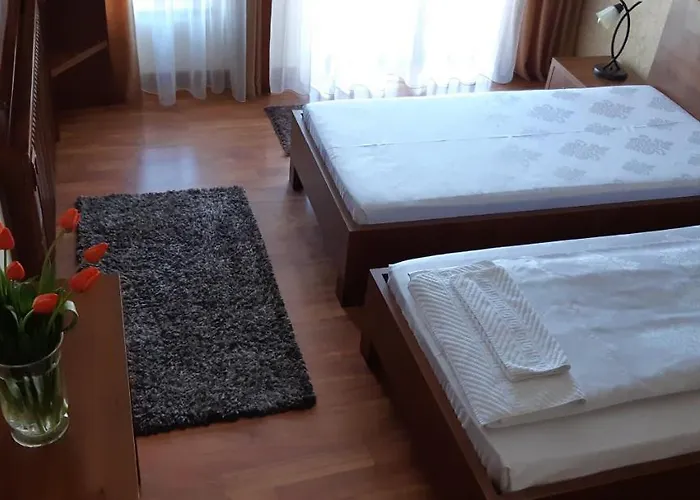 Pensiunea Normandia Bed & Breakfast