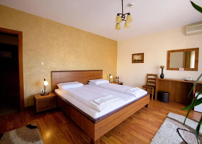 Bed & Breakfast Pensiunea Normandia