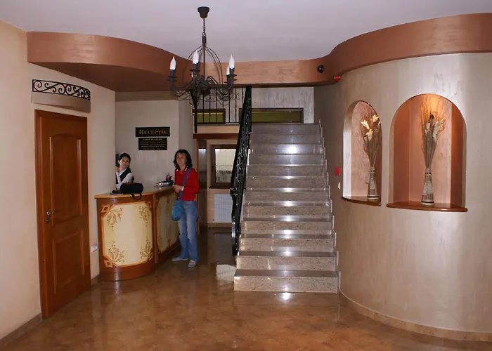 Bed & Breakfast Pensiunea Normandia 3*