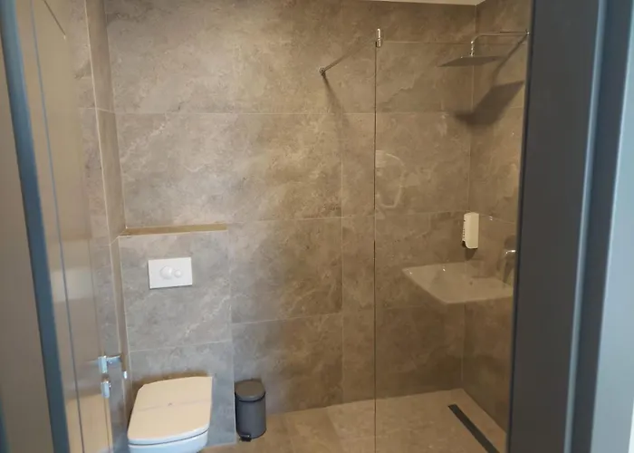 Pensiunea Normandia Bed & Breakfast 3*